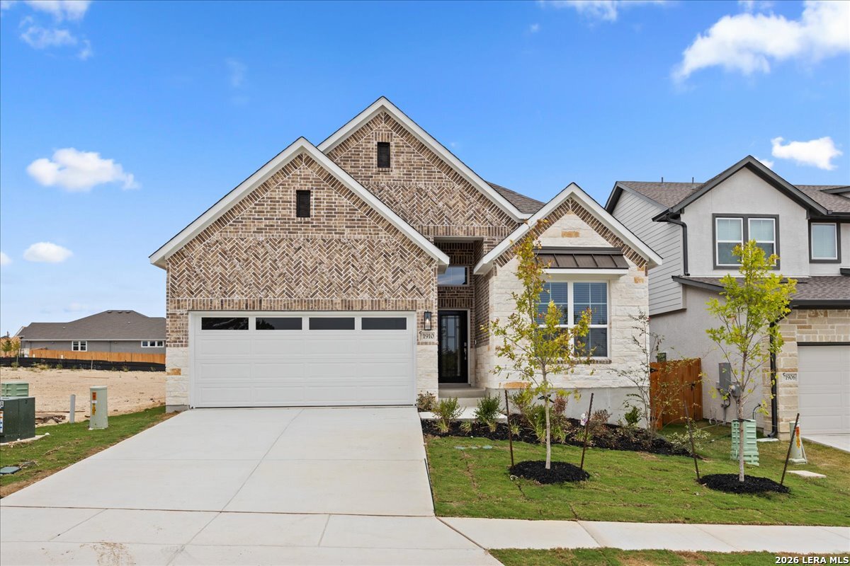 1910 PINING ST, New Braunfels, TX 78132 — photo 1