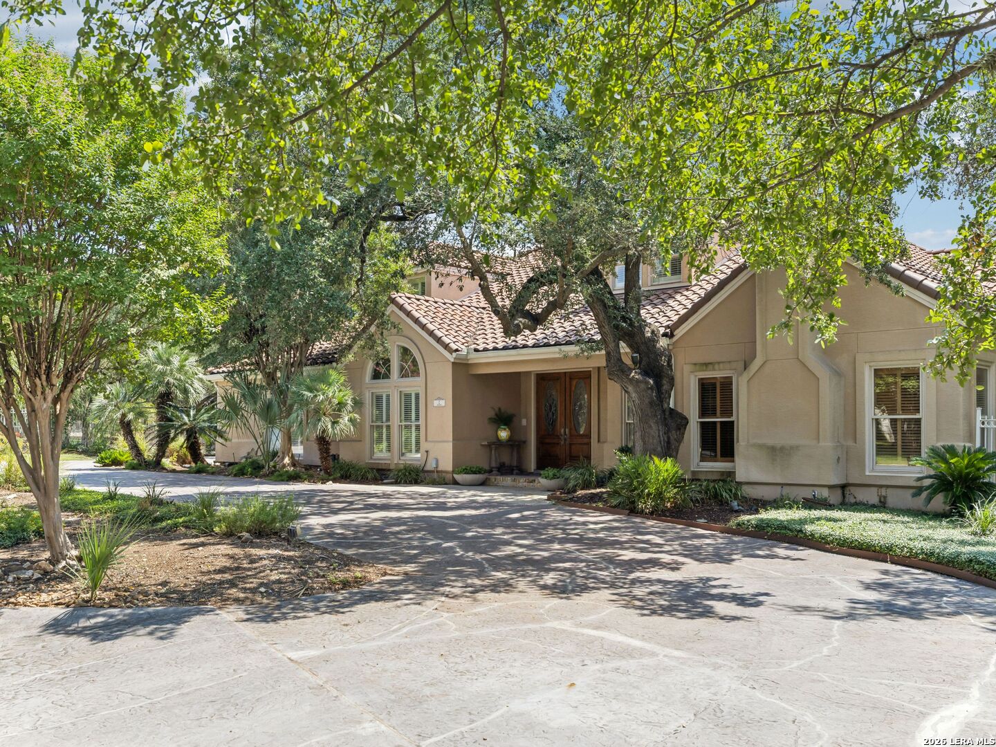 2 Galleria Drive, San Antonio, TX 78257 — photo 1
