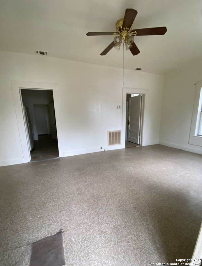 1221 Center, ,  78202 — photo 1