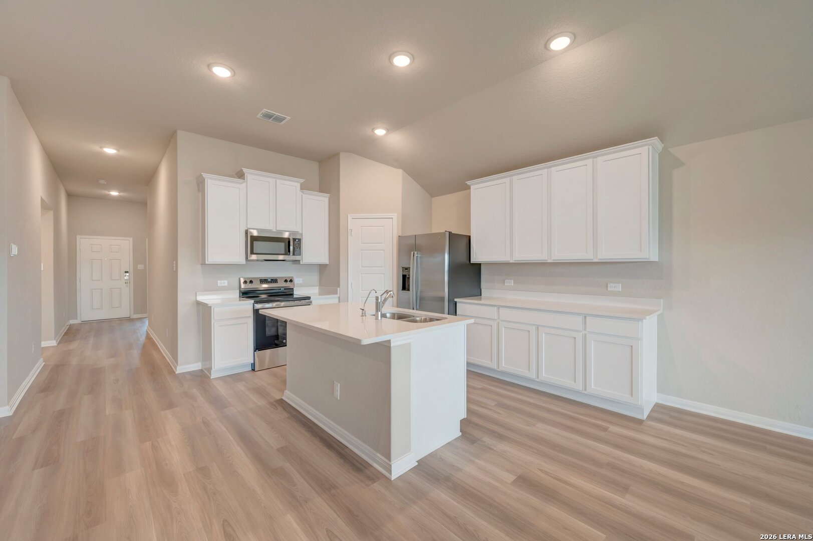 1037 Eagle Crossing, ,  78155 — photo 1