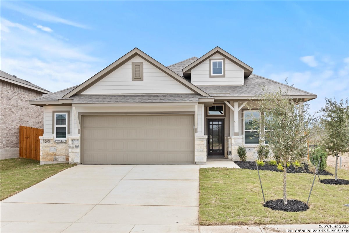 2009 Shepards Street, Seguin, TX 78155 — photo 1