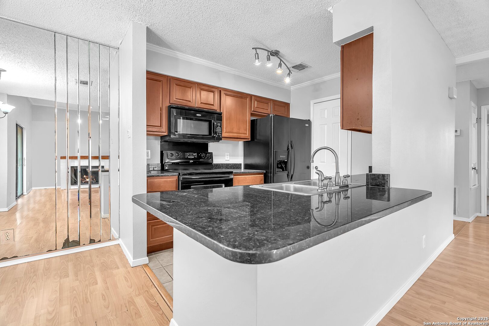 4212 Medical, , 78229 — photo 1