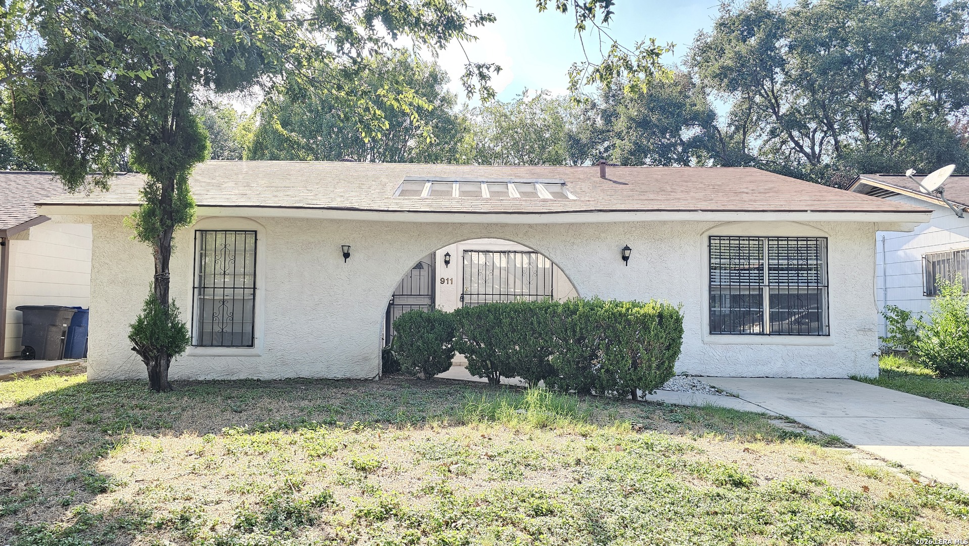 911 SPRING PARK ST, San Antonio, TX 78227 — photo 1