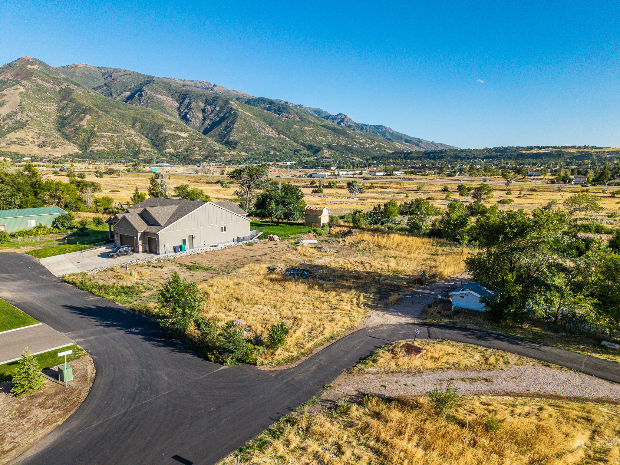 6794 S 2125 E, Uintah, UT 84405 — photo 1