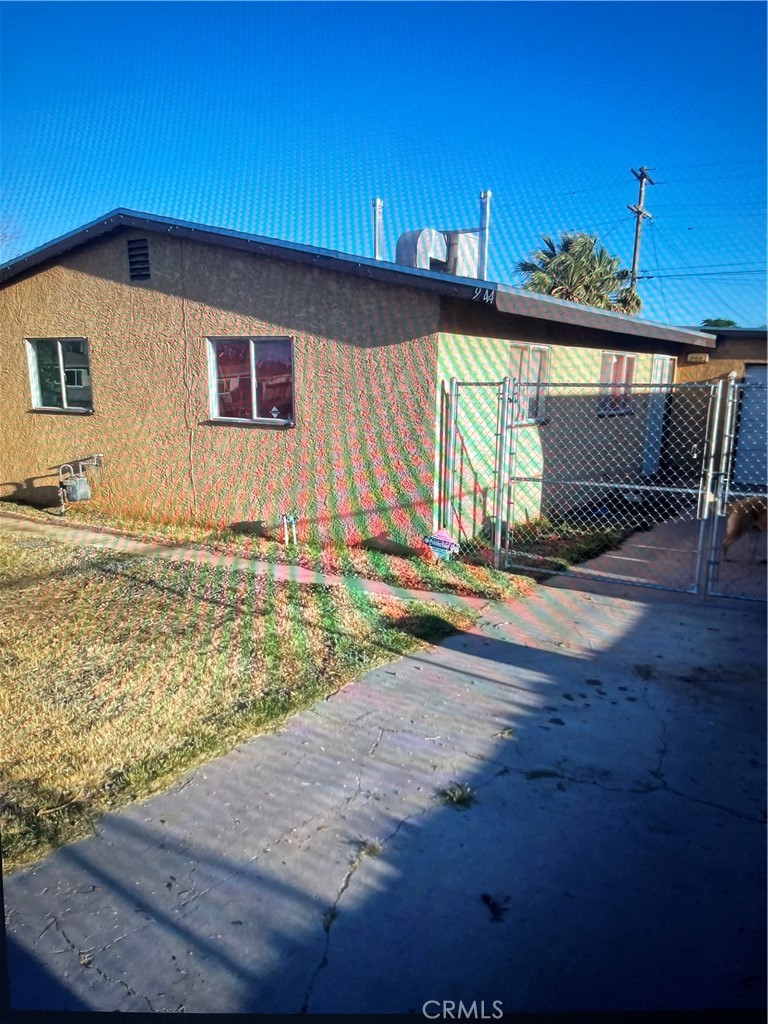 944 E Elizabeth, Barstow, CA 92311 — photo 1