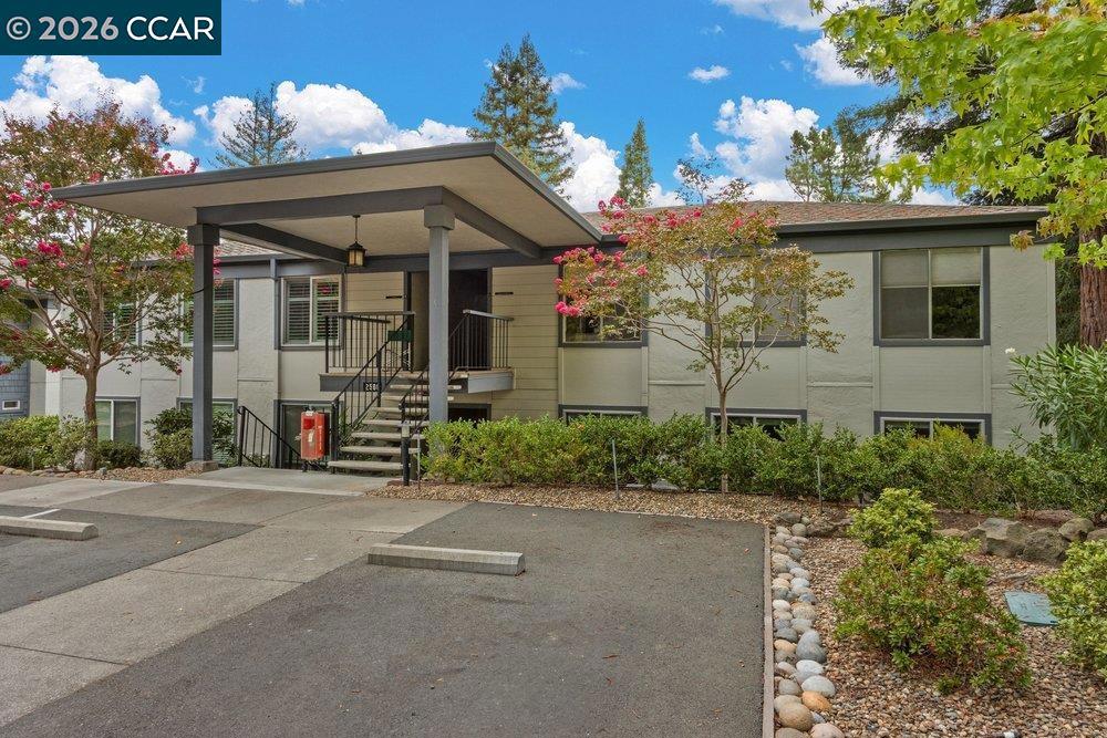 2500 Ptarmigan Dr 4, Walnut Creek, CA 94595 — photo 1