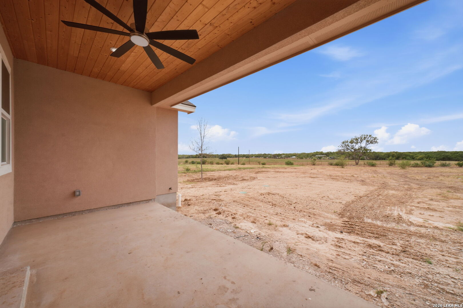 140 SYLASHAYES LOOP, , 78064 — photo 1