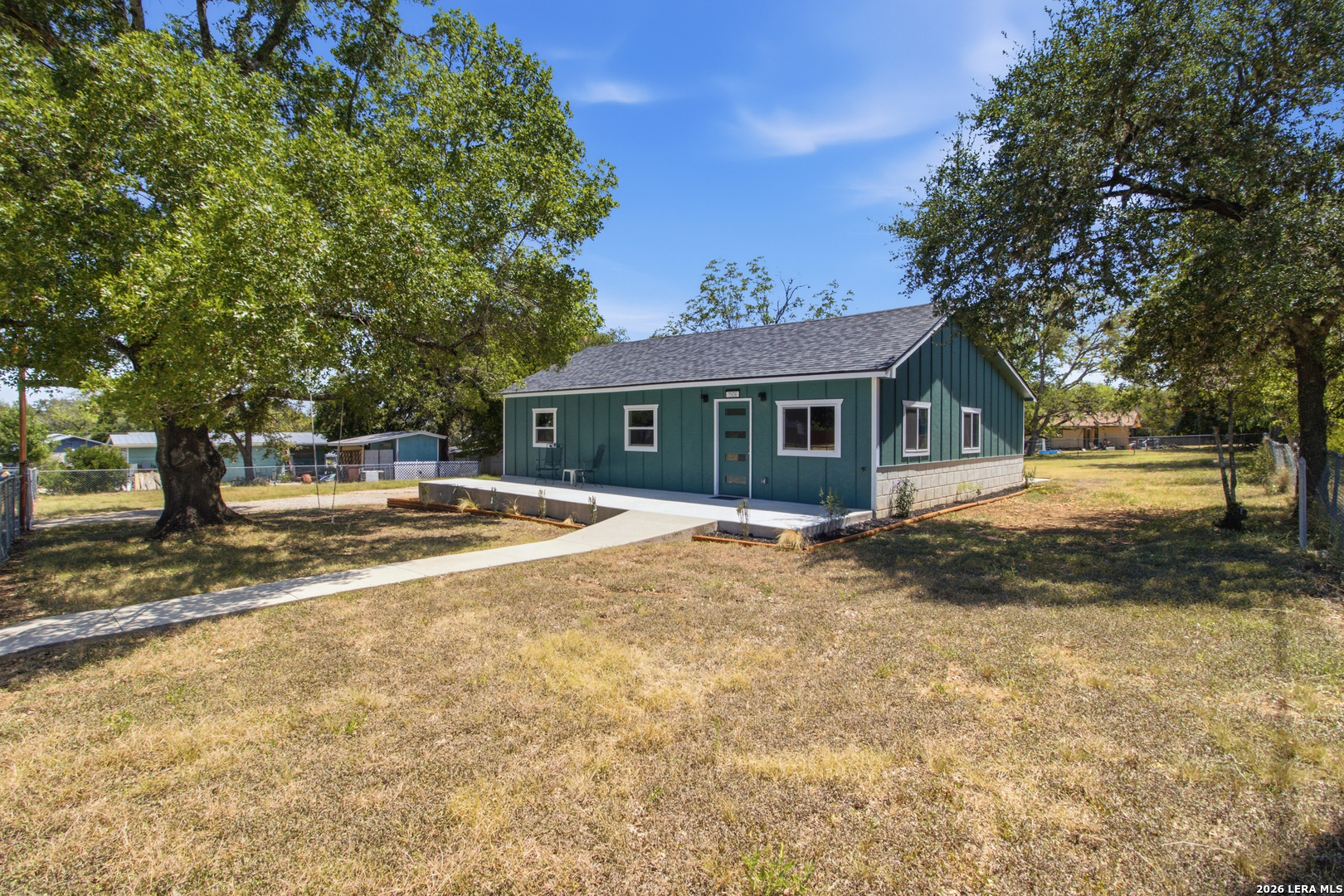 1506 SYCAMORE ST, Bandera, TX 78003 — photo 1