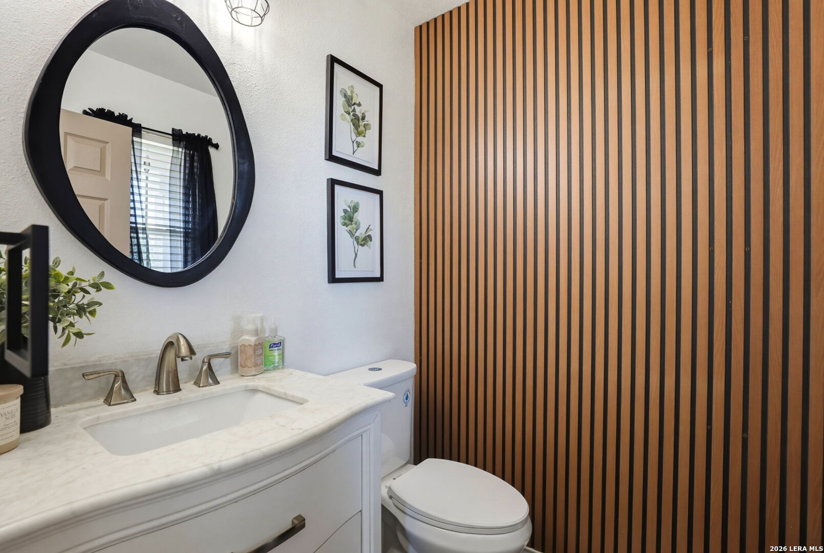 9135 Sahara Woods, ,  78148 — photo 1