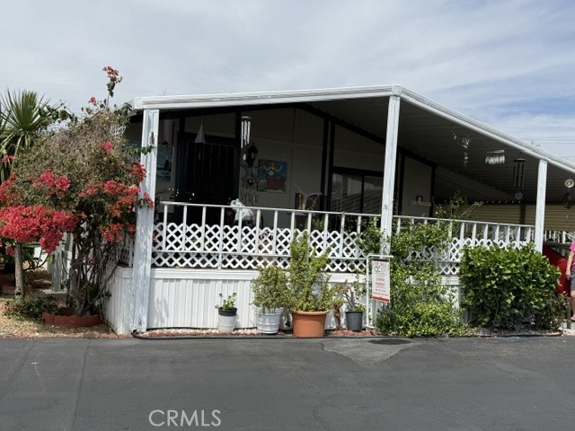 1540 E Trenton