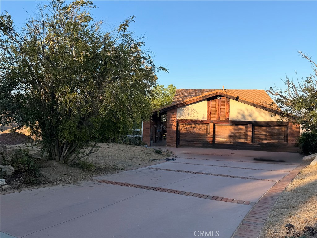 28 Wrangler Lane