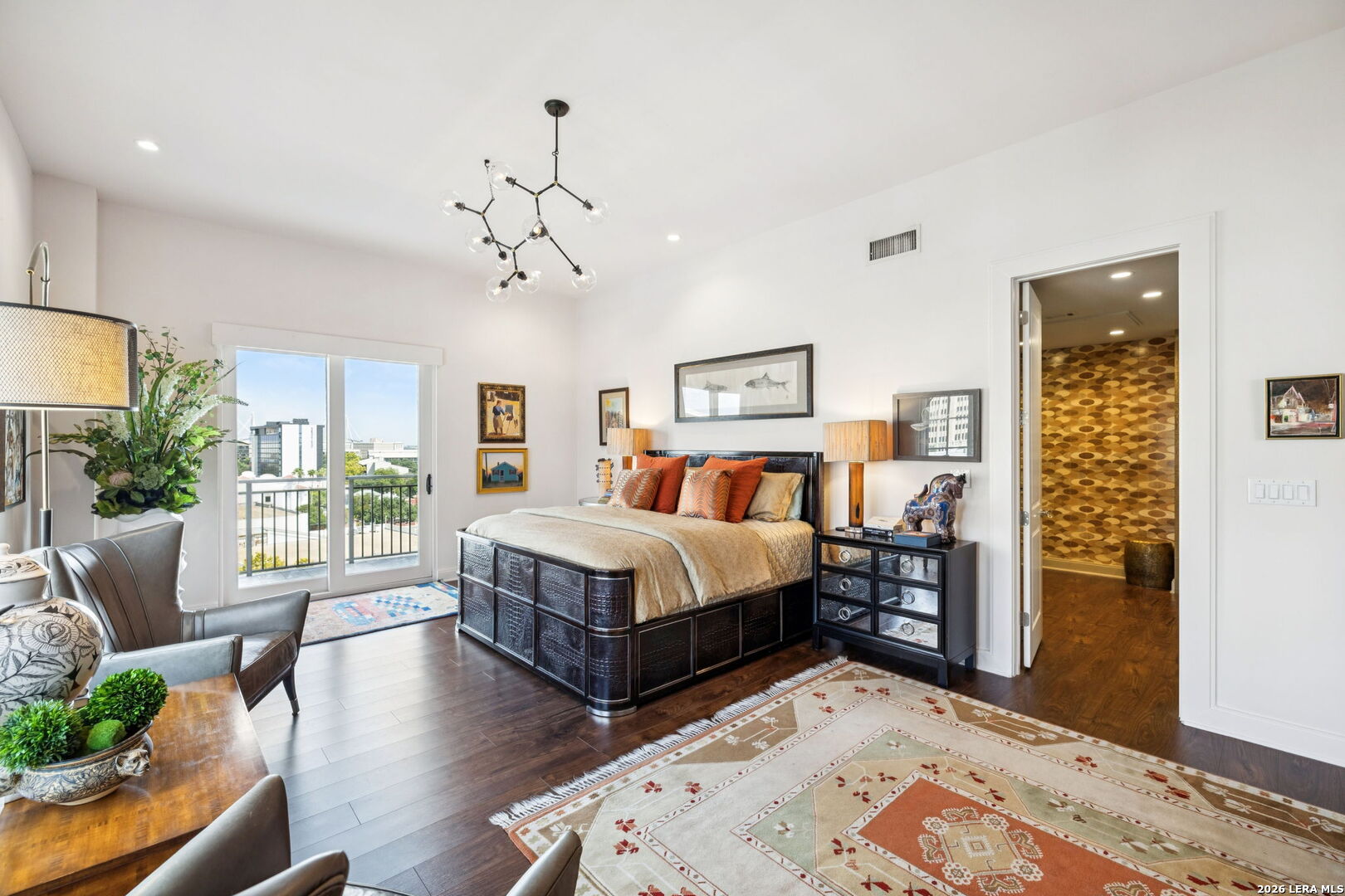 230 Dwyer Ave, ,  78204 — photo 1