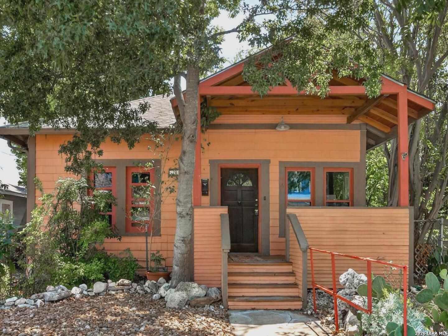 808 W FRENCH PL, San Antonio, TX 78212 — photo 1