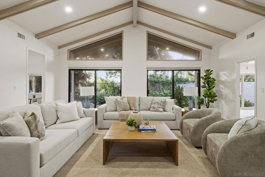 7001 Almaden Ln, Carlsbad, CA 92009 — photo 1