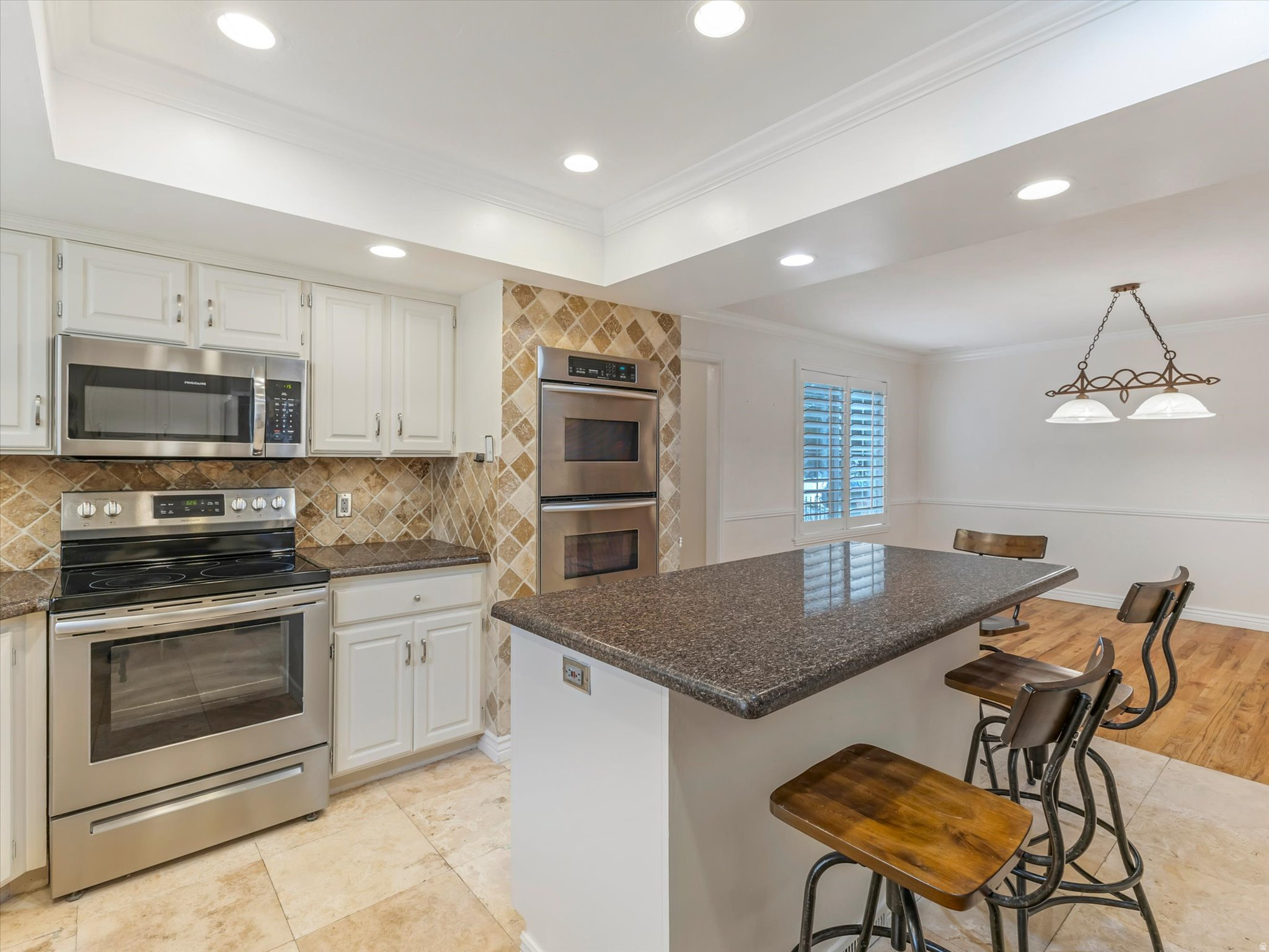 4506 S COUNTRYLANE RD, Salt Lake City, UT 84117 — photo 1