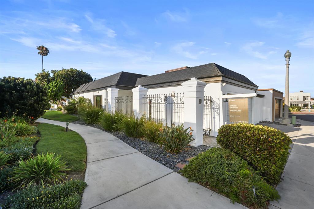 7 Gingertree LN, Coronado, CA 92118 — photo 1