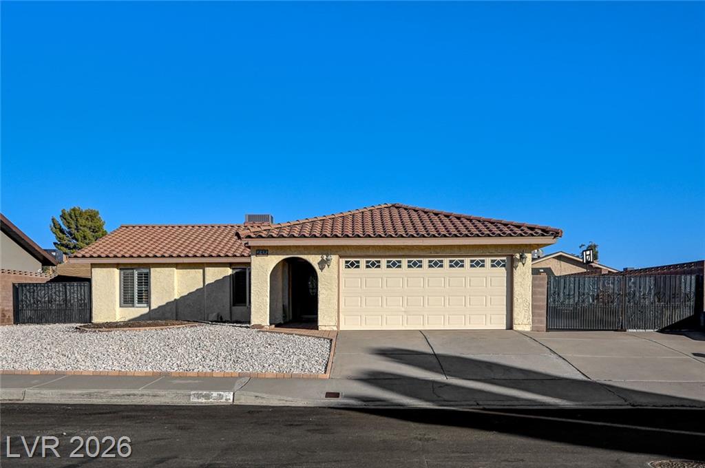 649  Paloma Drive