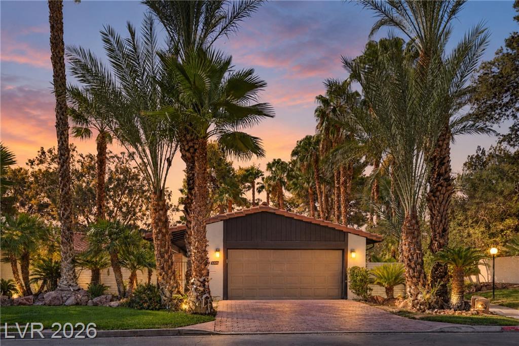 3325  Calle De Corrida, Las Vegas, NV 89102 — photo 1