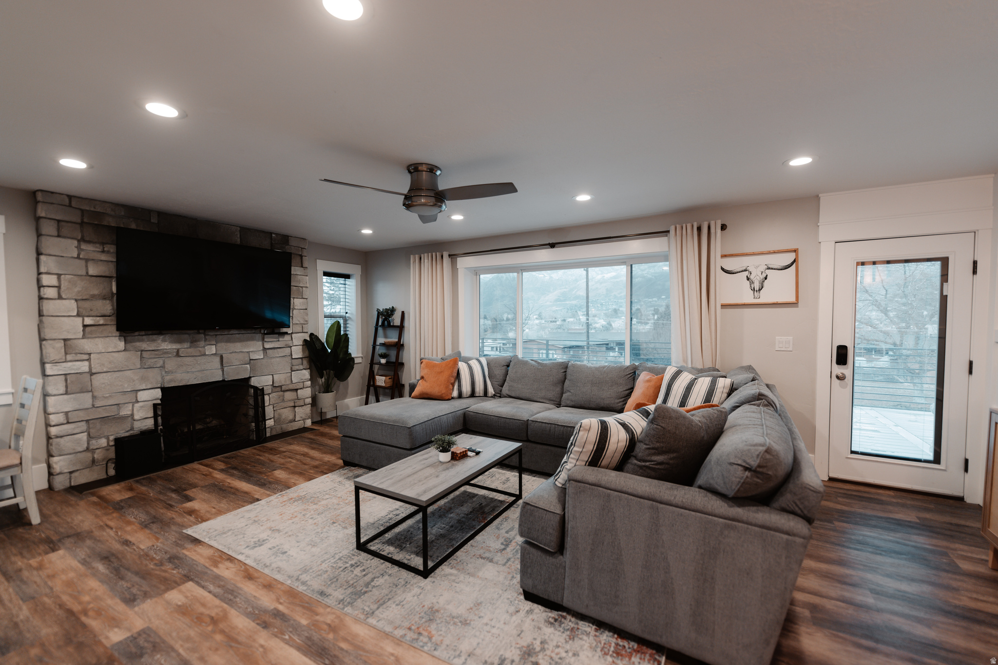 4872  BEN LOMOND AVE, South Ogden, UT 84403 — photo 1