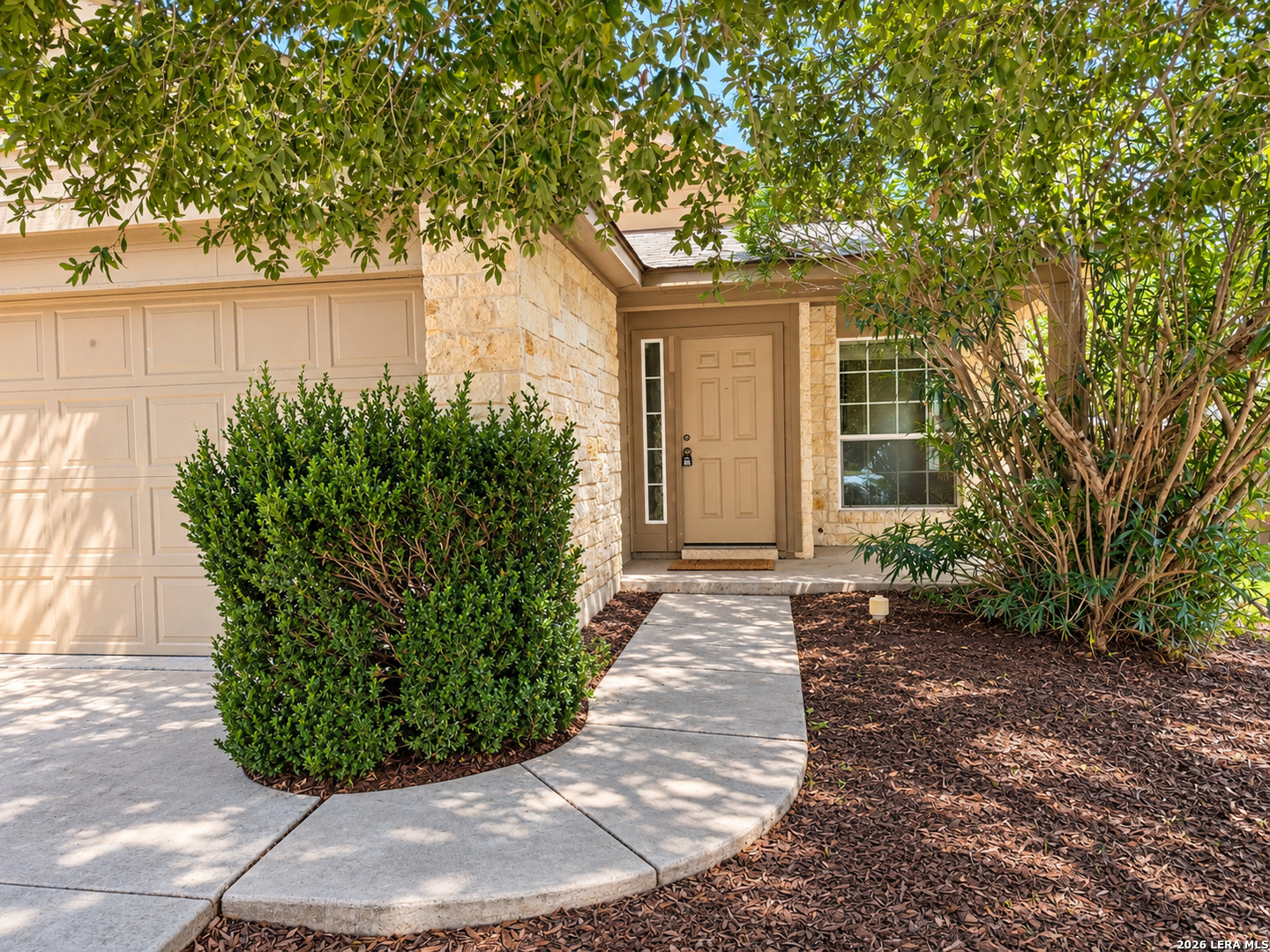 2131 ECHO HILLS DR, New Braunfels, TX 78130 — photo 1