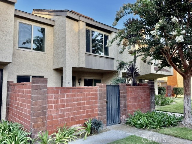 1021 W Lamark Ln, Anaheim, CA 92802 — photo 1