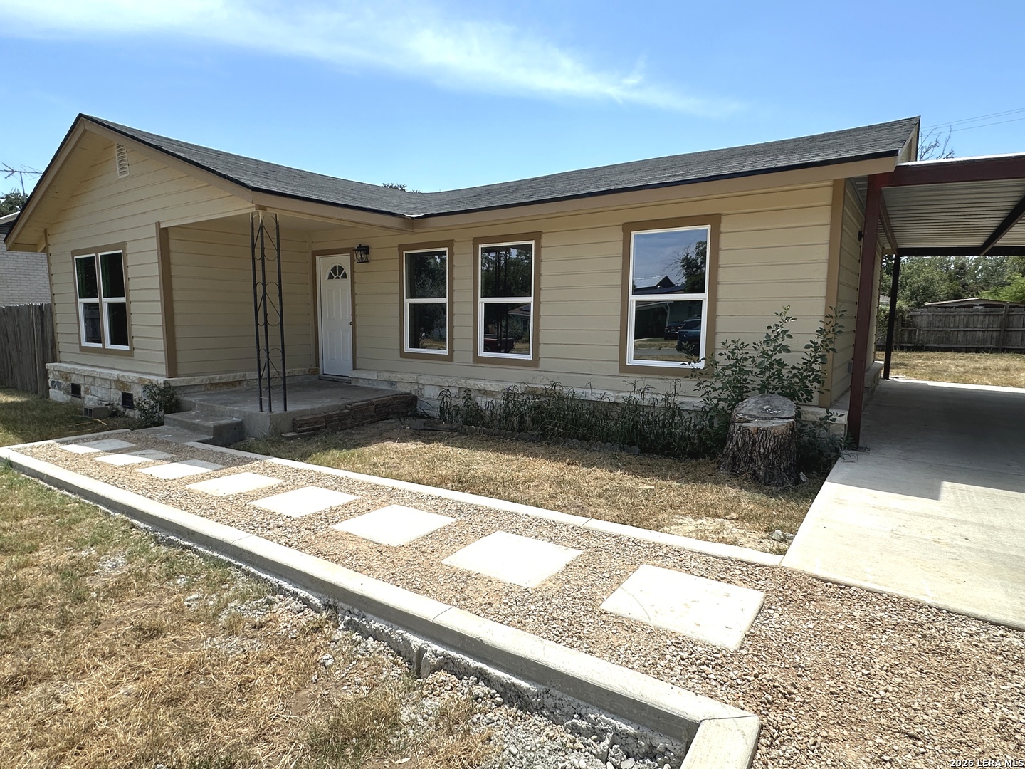 907 Dove Ave., , 78016 — photo 1