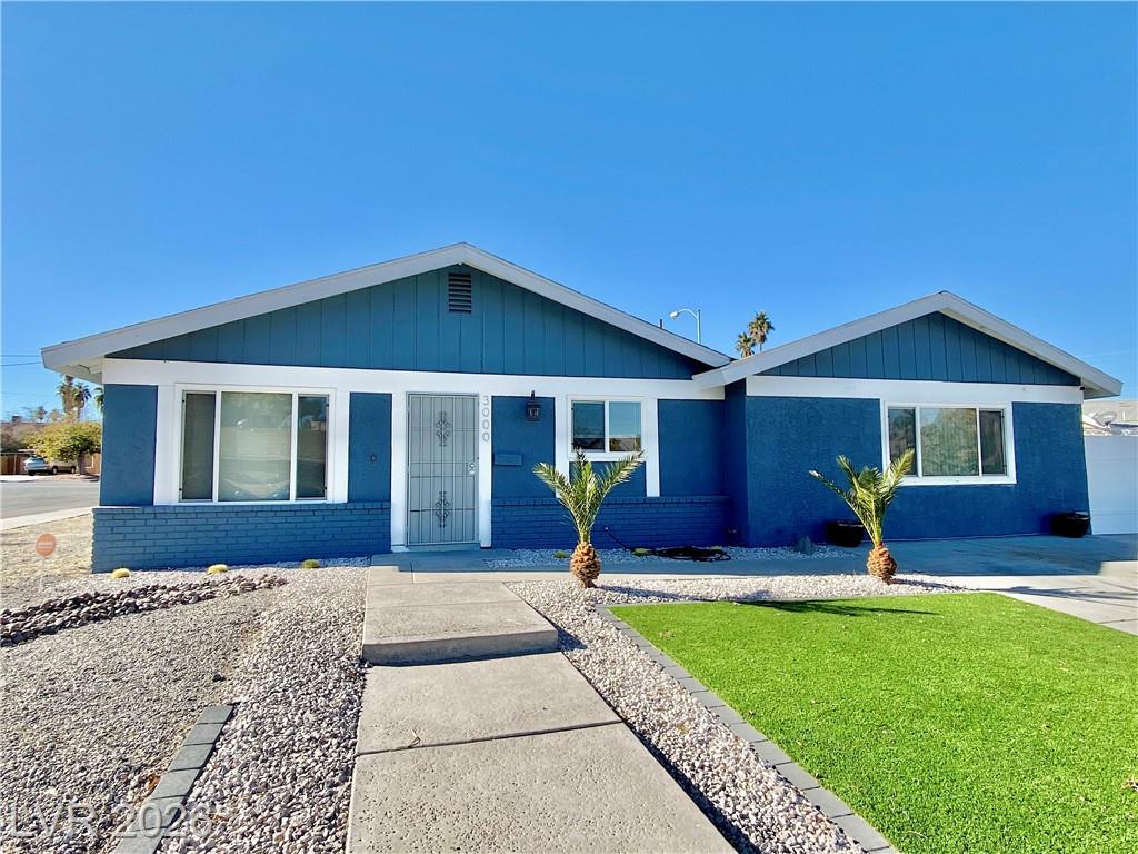 3000  LIBERTY Circle, Las Vegas, NV 89121 — photo 1