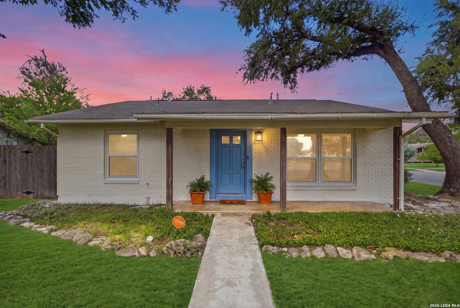 110 EASTLEY DR, San Antonio, TX 78217 — photo 1