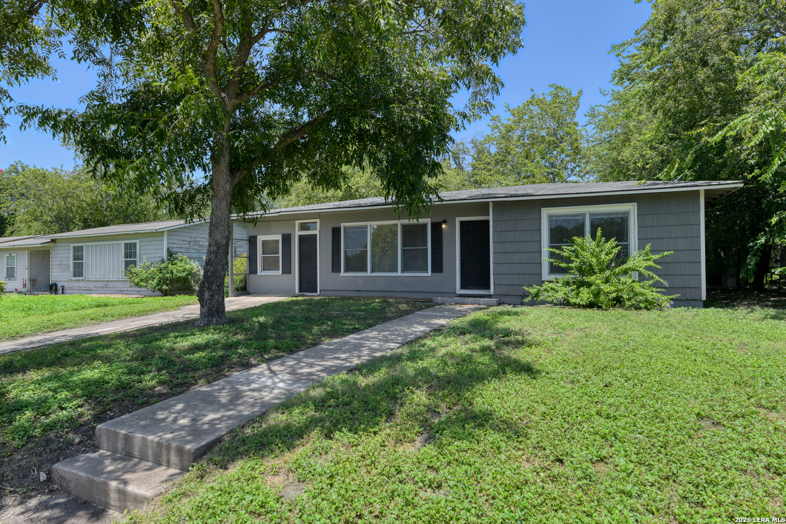 415 BYRNES DR, San Antonio, TX 78209 — photo 1