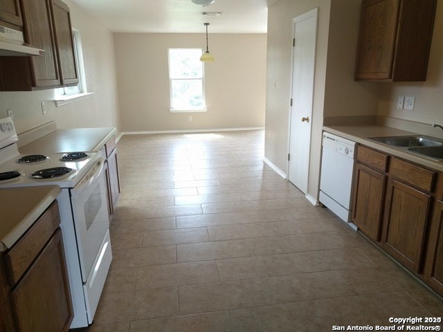 2702 CANDLERIDGE DR, , 78244 — photo 1