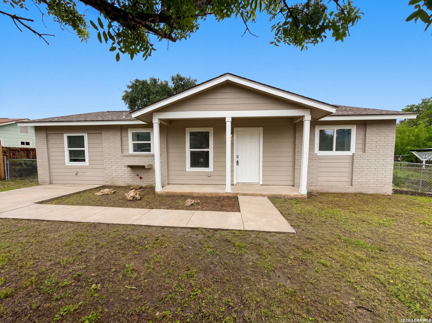 3702 AUTUMN LN, San Antonio, TX 78219 — photo 1