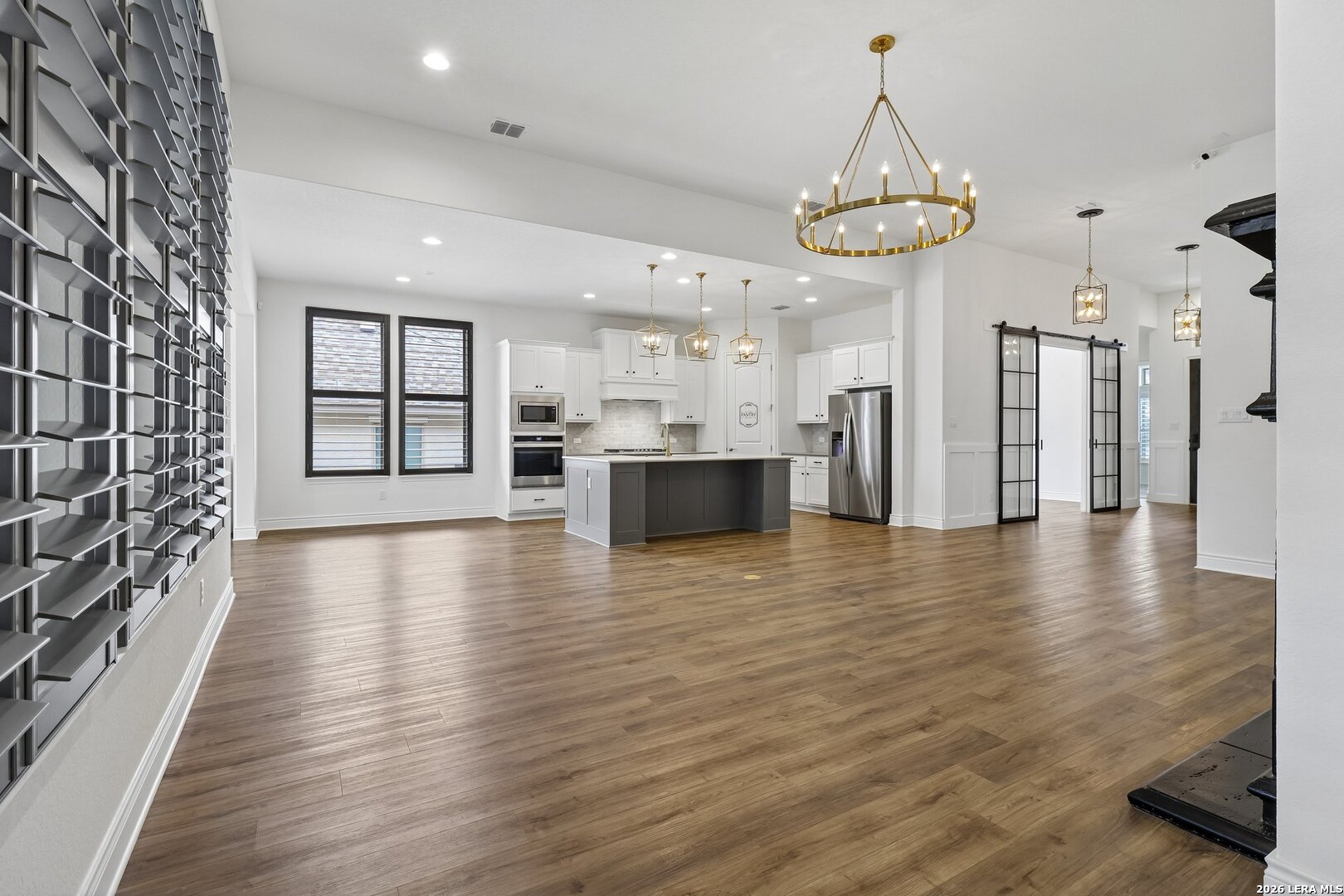9007 BEACON RDG, ,  78255 — photo 1