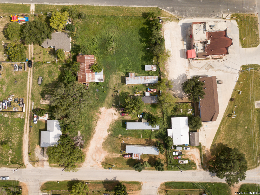 1804 Sutherland Springs, Floresville, TX 78114 — photo 1