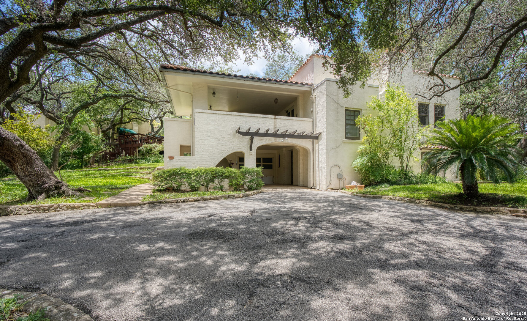 5351 Fredericksburg, San Antonio, TX 78229 — photo 1