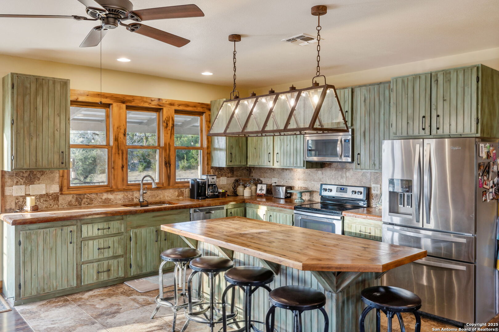 232 N Stoneleigh Road, Center Point, TX 78010 — photo 1