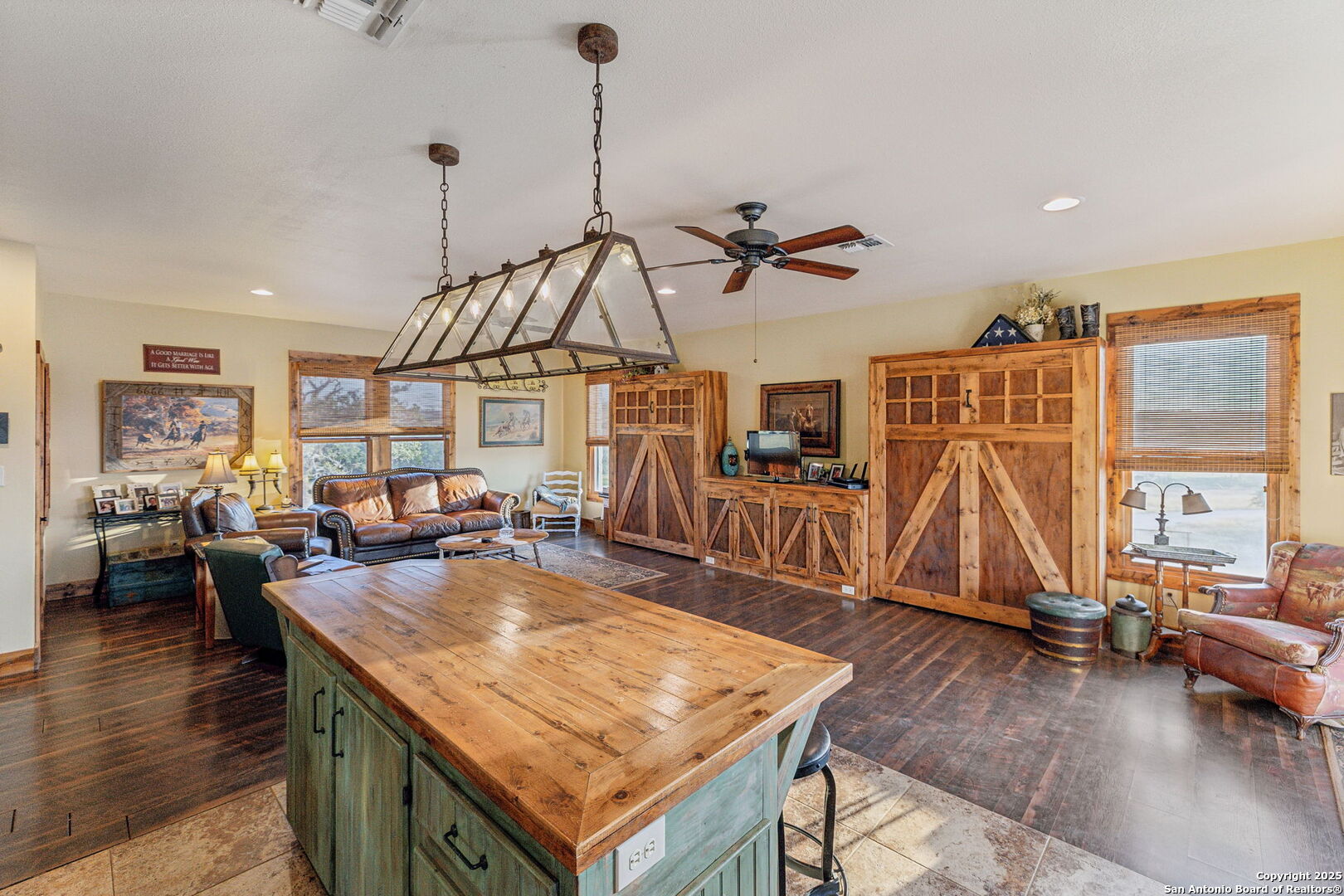 232 Stoneleigh Rd., ,  78010 — photo 1