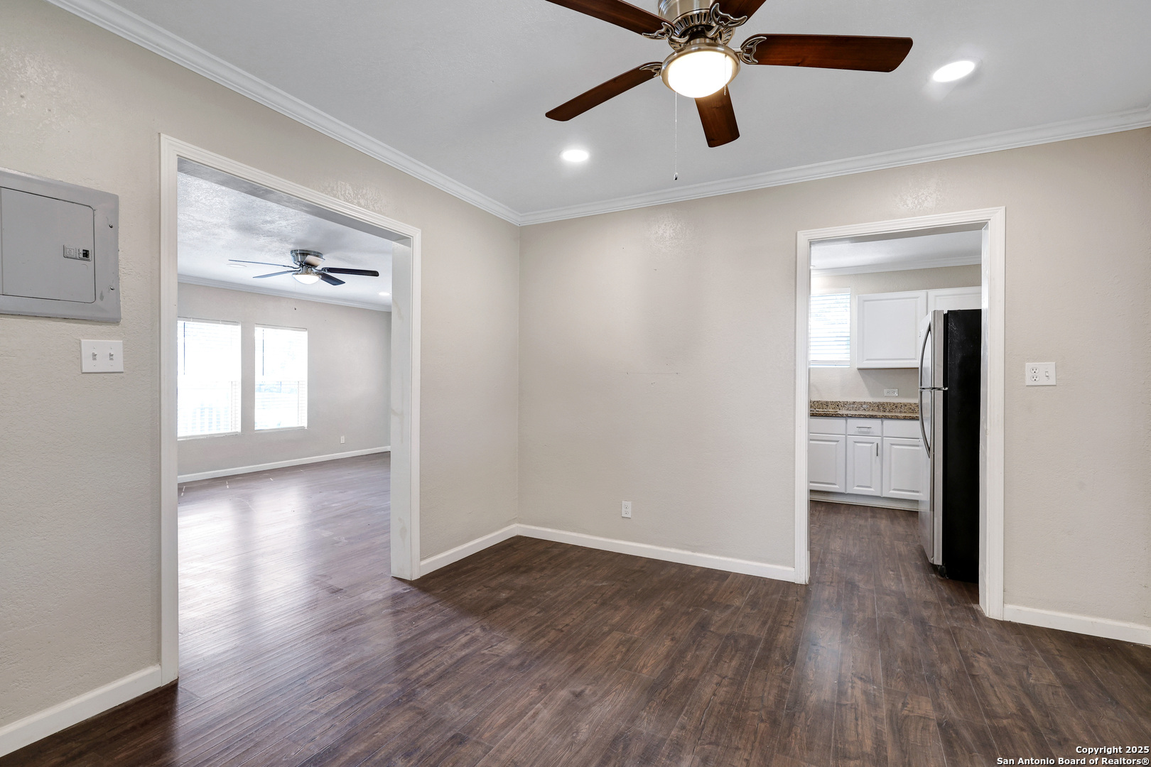 507 Hayden, , 78016 — photo 1