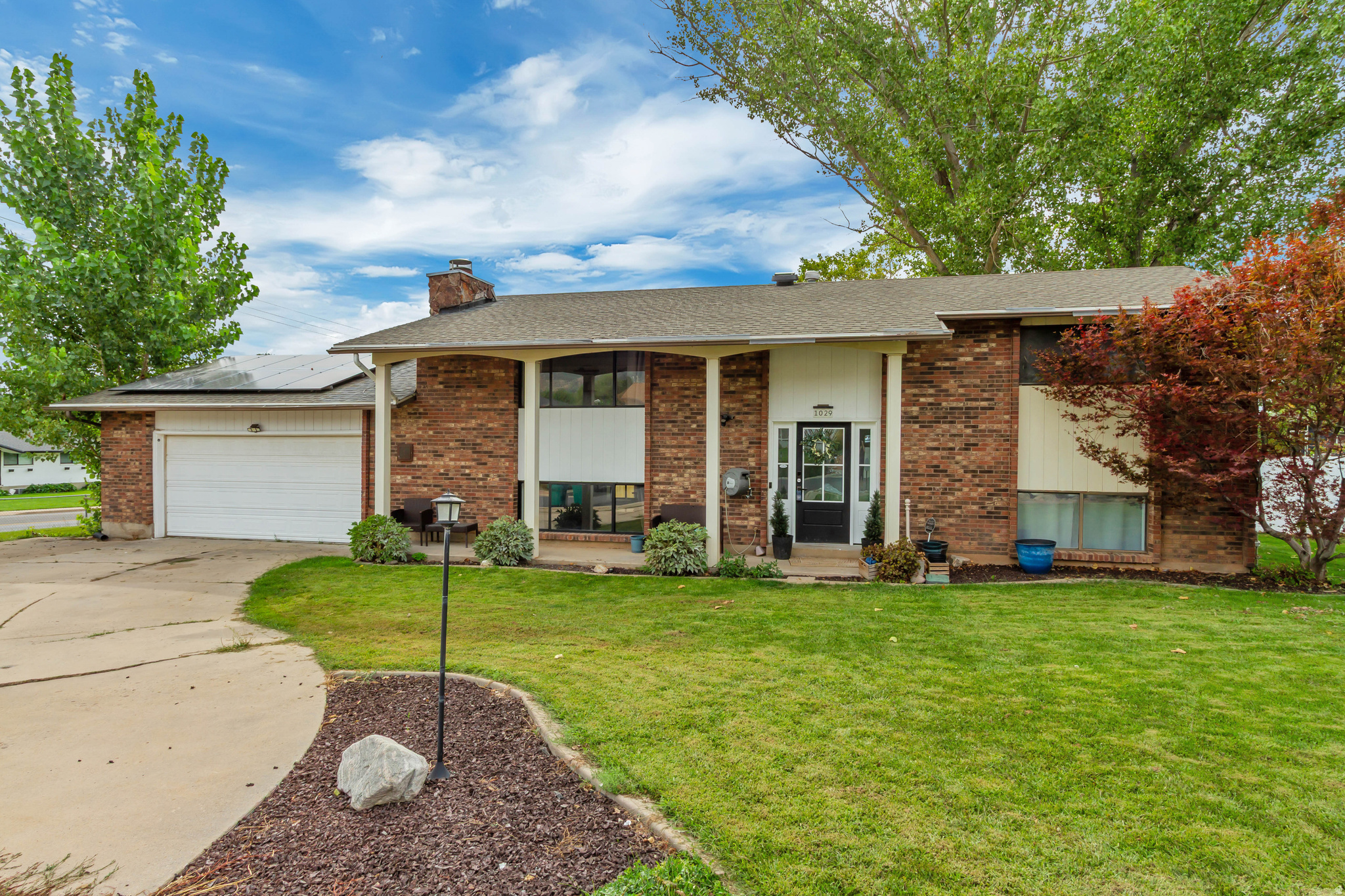 1029 N WALBURK AVE, Layton, UT 84040 — photo 1