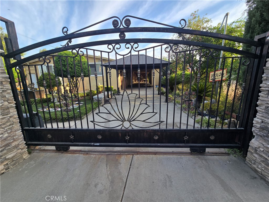2138 W west Lincoln, San Bernardino, CA 92411 — photo 1