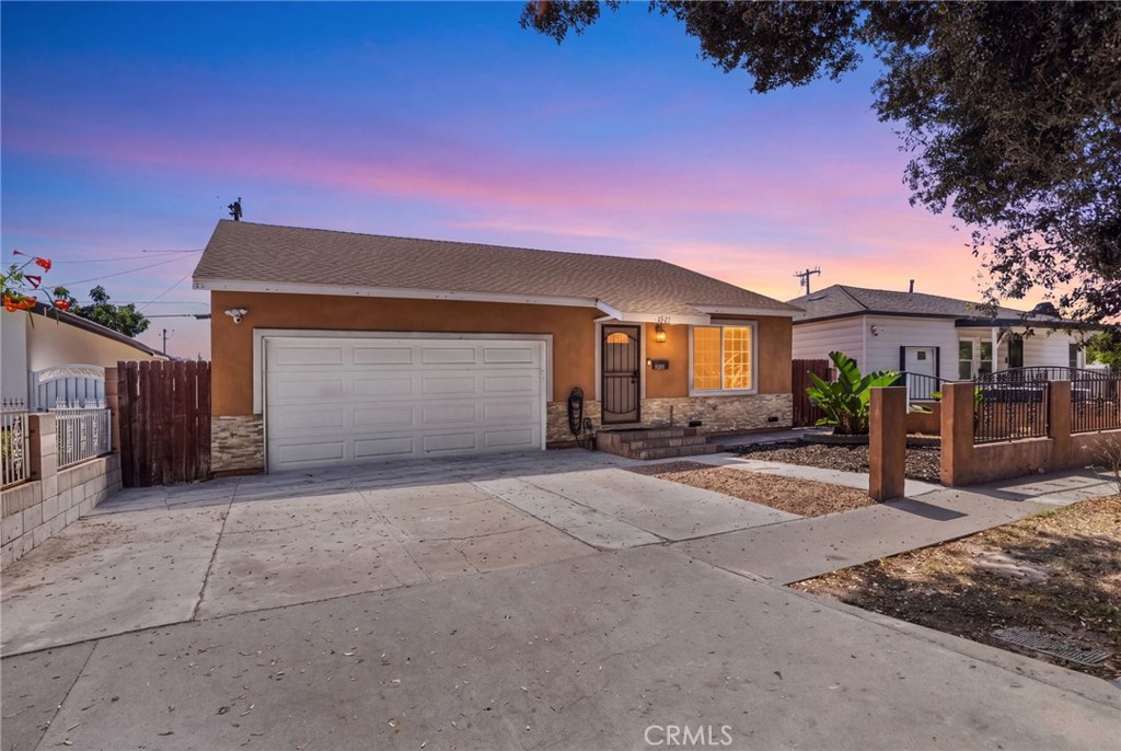 2211 Oak Street, Santa Ana, CA 92707 — photo 1