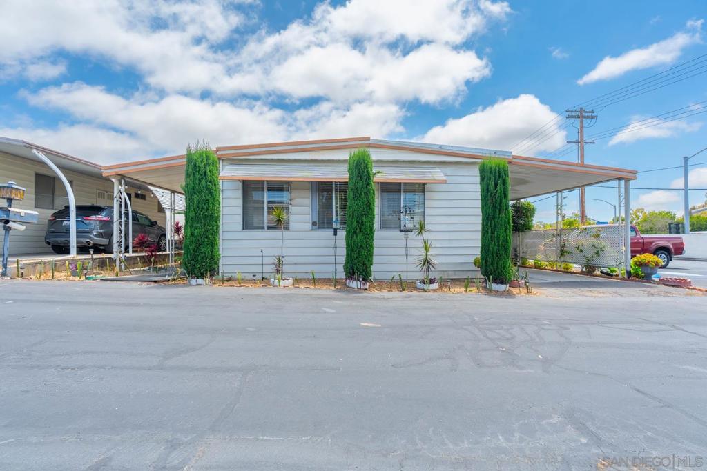 718 Sycamore Ave 73, Vista, CA 92083 — photo 1