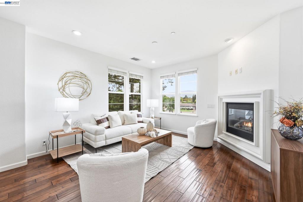 4822 Portola Redwood Ln, San Jose, CA 95124 — photo 1