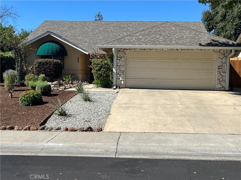 898 Yosemite Drive, Chico, CA 95928 — photo 1