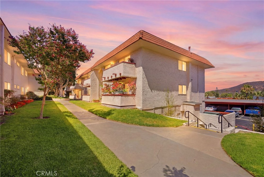8609 Lake Murray 11, San Diego, CA 92119 — photo 1
