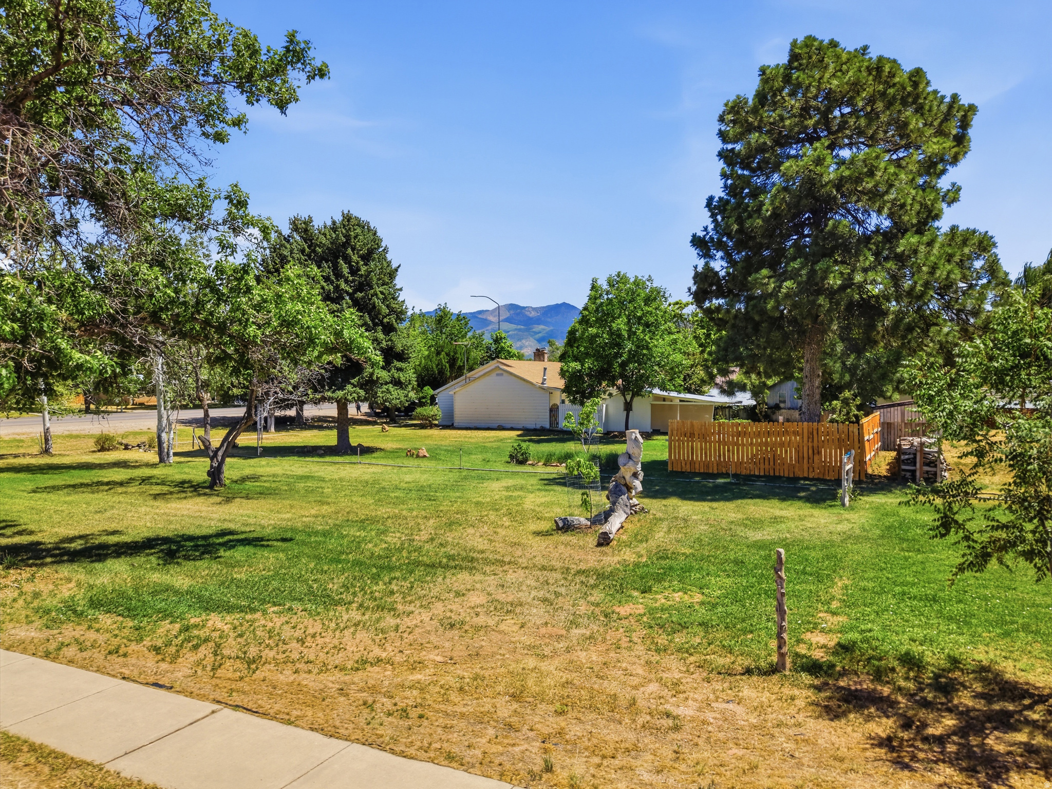 365 N MAIN ST, Fillmore, UT 84631 — photo 1