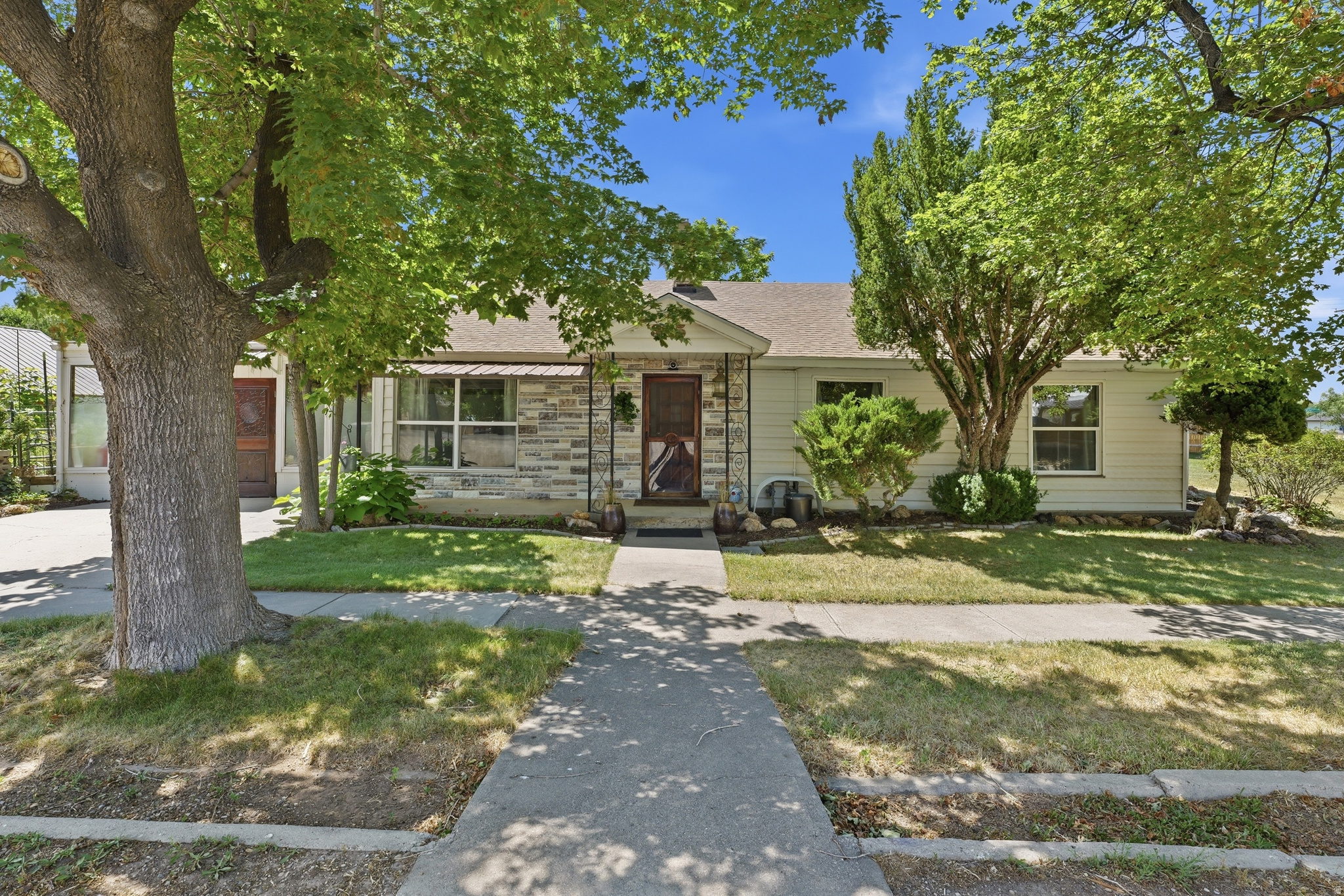 365 N MAIN ST, Fillmore, UT 84631 — photo 1