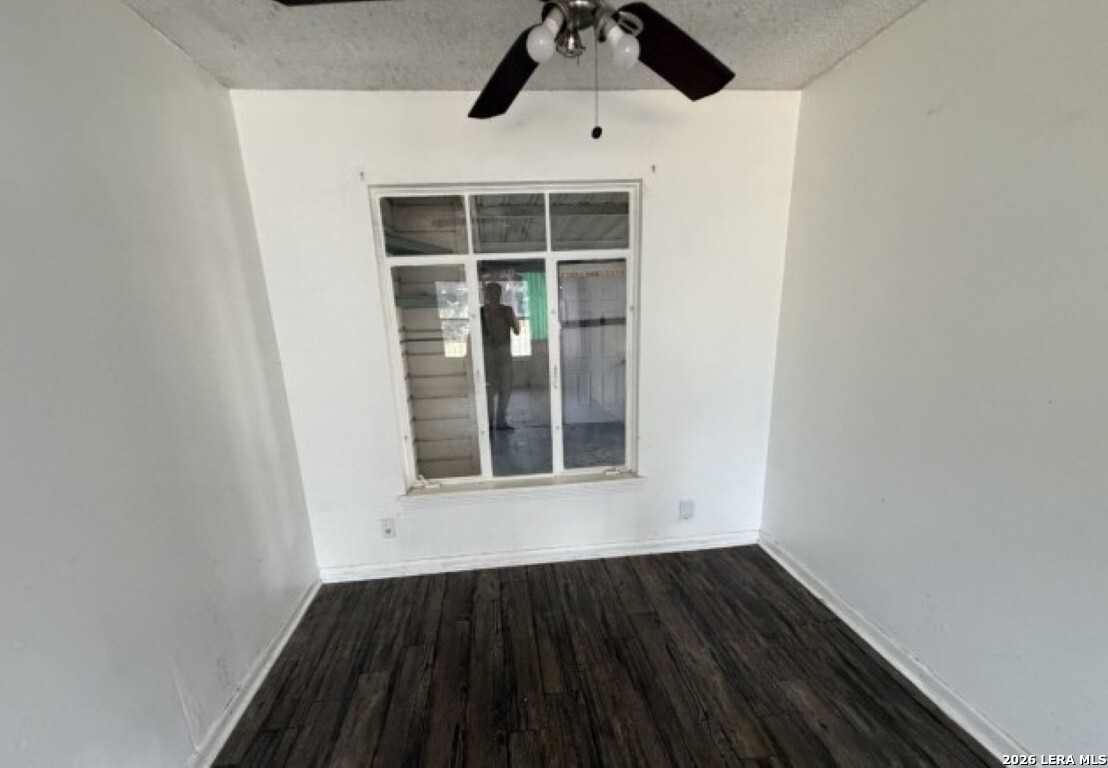 214 EMERSON AVE, ,  78226 — photo 1