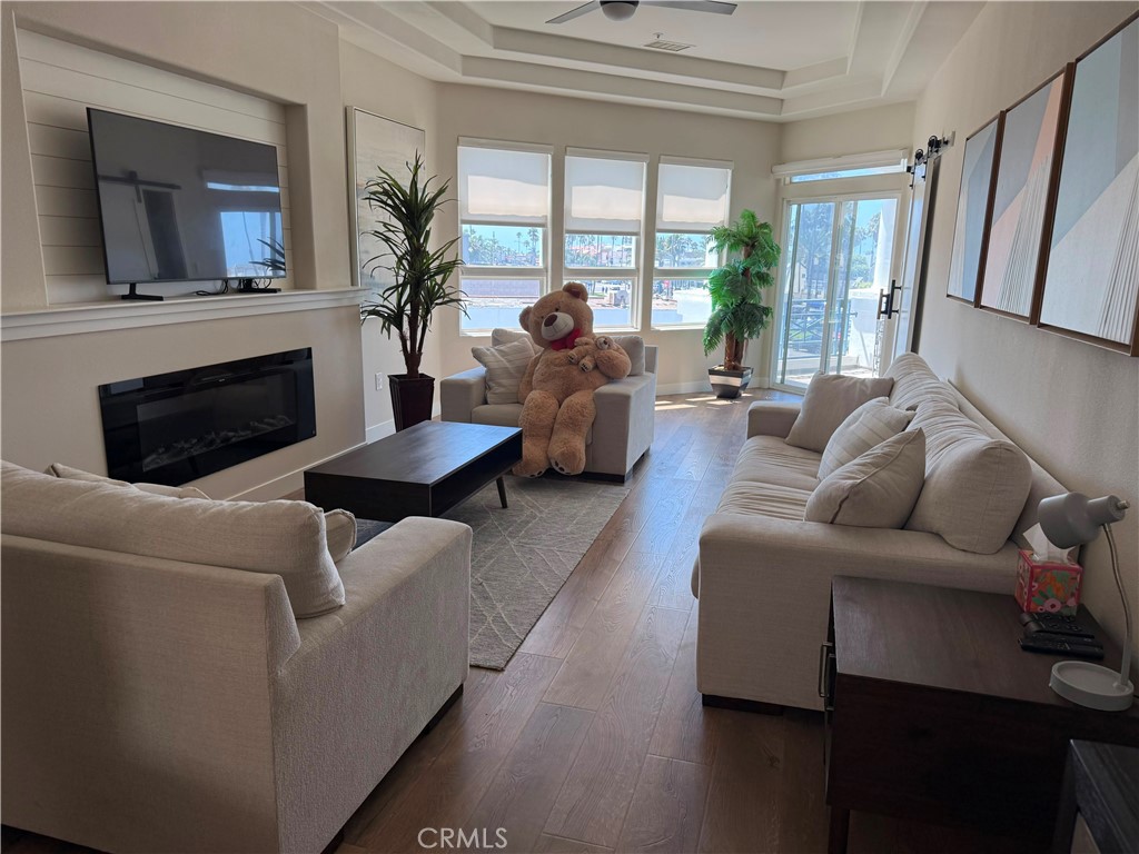 2600 Newport Blv 310, Newport Beach, CA 92663 — photo 1