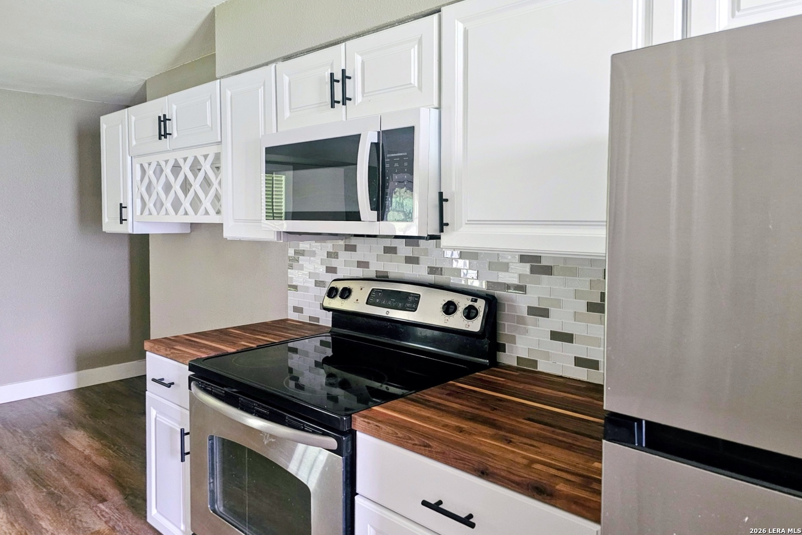 5907 Cliffmore Dr, San Antonio, TX 78250 — photo 1