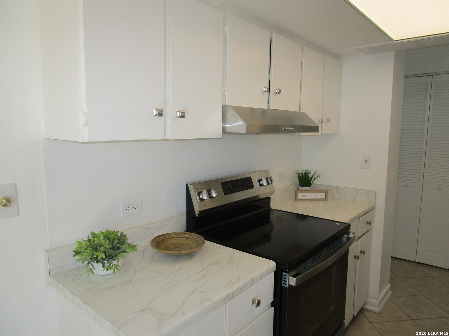 7039 San Pedro Ave, ,  78216 — photo 1